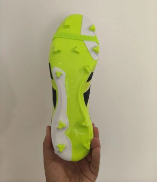 T44 2/3 Adidas Predator League FG/MG