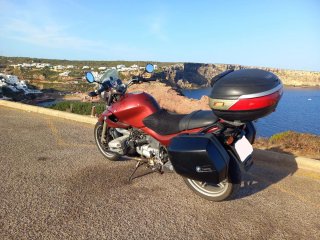 BMW R1150R Naked Roja y Negra
