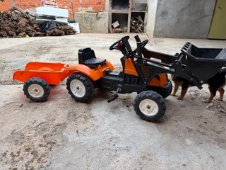 Tractor infantil con remolque y pala