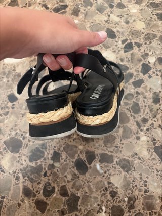 Sandalias Gioseppo Negras