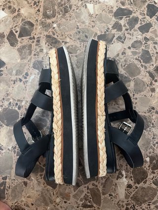 Sandalias Gioseppo Negras
