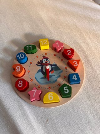 Reloj de madera educativo para niños