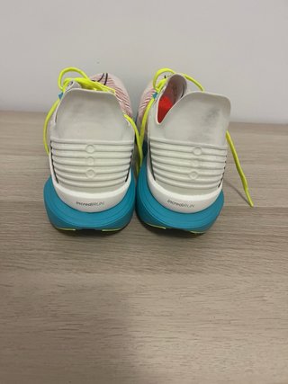 Zapatillas Saucony Endorphin Elite 2
