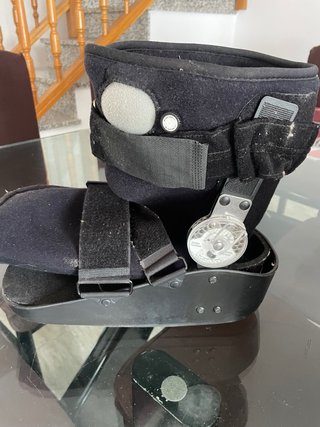 Bota ortopedica con camara de aire incorporada