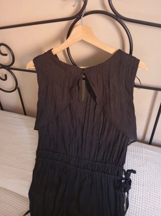 Mono negro plisado Zara