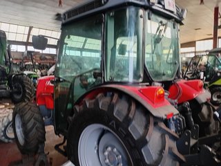 Tractor Massey Ferguson 3650 F XTra con cabina.