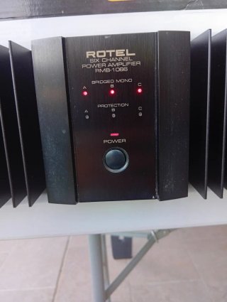 Rotel RMB-1066 Amplificador 6 Canales