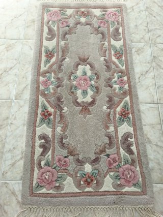Tappeto di Crevillente in lana beige e rosa