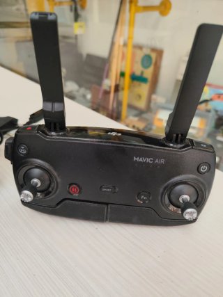 Dron con mando DJI Mavic Air Negro