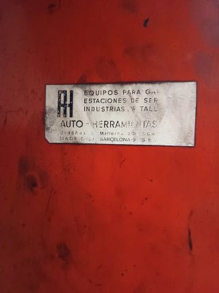 Elevador de coches para taller
