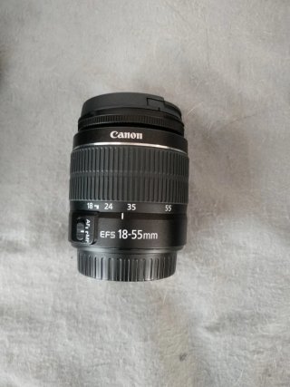 Cámara Canon 1200D + Objetivo 18-55mm + Accesorios