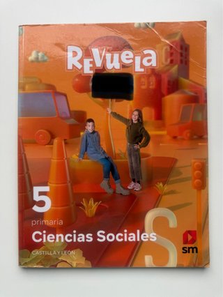 Libro ciencias sociales 5 primaria Revuela