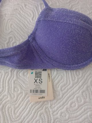 Top bikini brillos morado talla XS