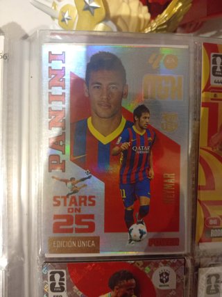 Cromo Panini Neymar Stars on 25