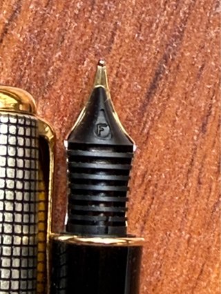 Pluma y Bolígrafo de plata - Parker Sonnet Cisele