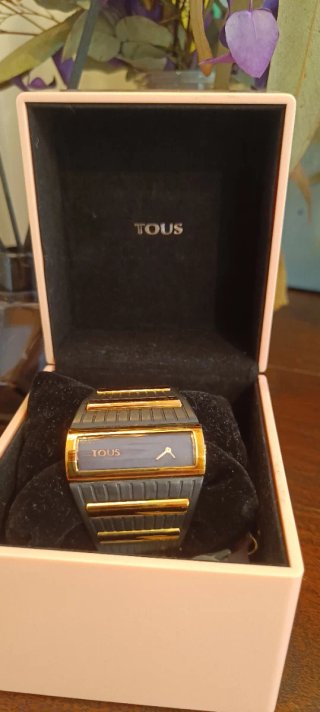 Reloj Tous Zoe Negro y Dorado