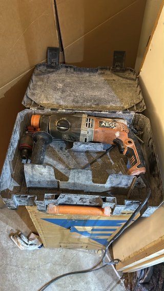 AEG KH28 Super XE Martillo Perforador