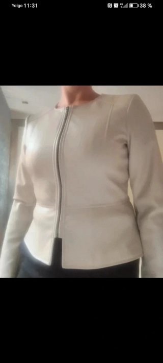 Cazadora polipiel beige