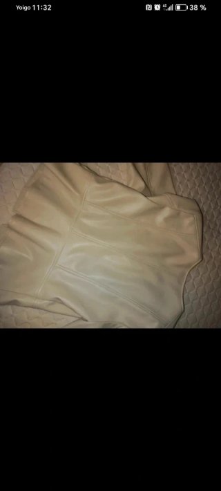 Cazadora polipiel beige