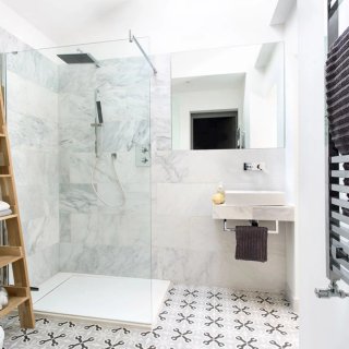 Reformar baño. Alicatar baño.Cambiar bañera.