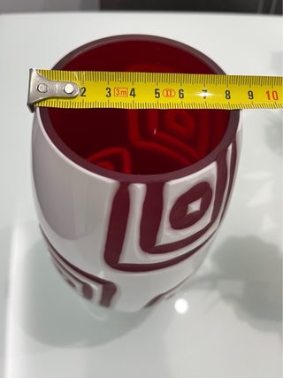 Jarrón de cristal blanco con en rojo. Solo envío