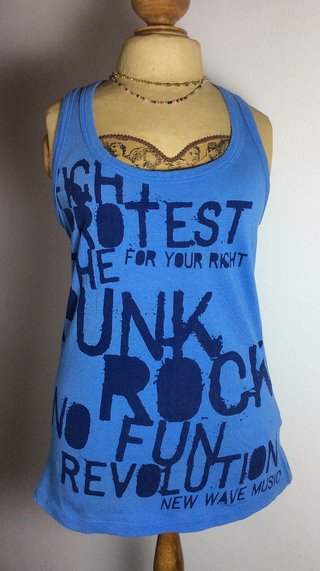 Camiseta sin mangas Bershka azul