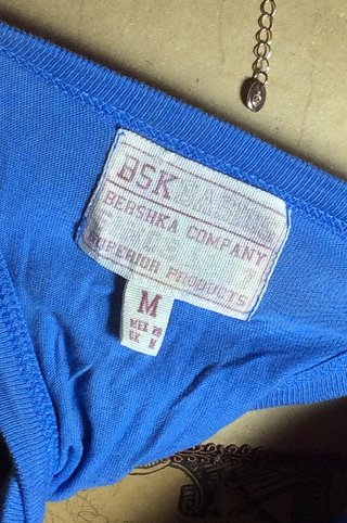Camiseta sin mangas Bershka azul