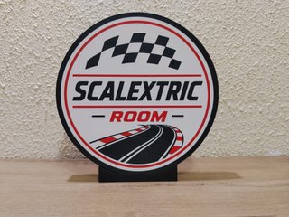 Cartel Scalextric Room Mesa 23cm