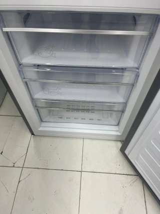 Nevera marca Beko plateada con garantía transporte