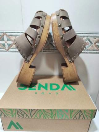 Sandalias Beige/Marrón Mujer