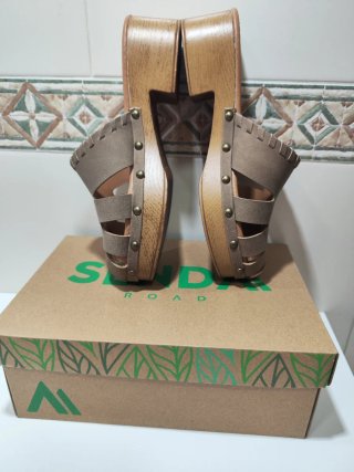 Sandalias Beige/Marrón Mujer