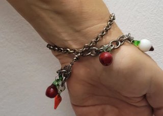Bracciale vintage multicharms frutta e verdura