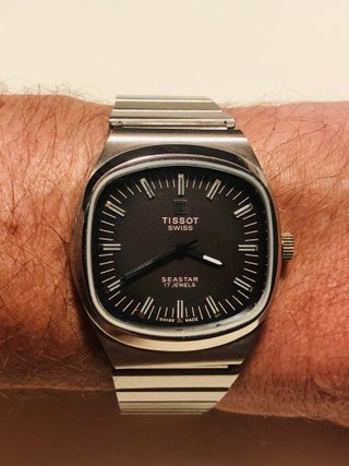 Reloj Tissot Seastar TV 70s Manual Violeta