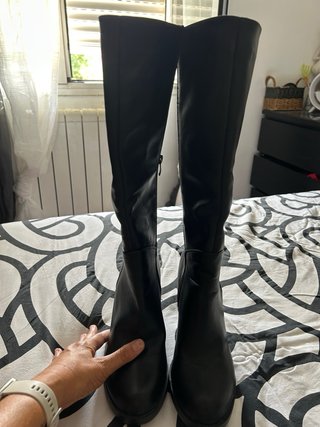 Botas altas de piel negras Talla 41 - Impecables