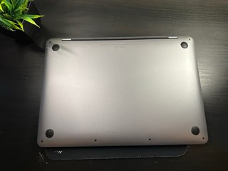 MacBook Pro 13” 2019 / Buono stato / 85% / ESP