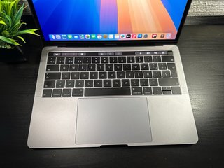 MacBook Pro 13” 2019 / Buono stato / 85% / ESP