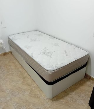 Divani letto nuovi a prezzi di fabbrica con trasporto e installazione disponibili