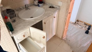 Lavamanos mármol, cajonera y grifo