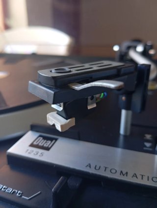 Tocadiscos Dual CS 1235