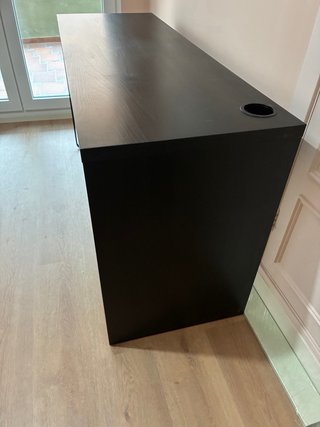 Escritorio IKEA MICKE negro-marrón