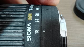 Objetivo Sigma EFS DC 18-50mm 1:2.8 EX