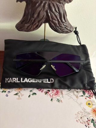Gafas de sol Karl Lagerfeld negras