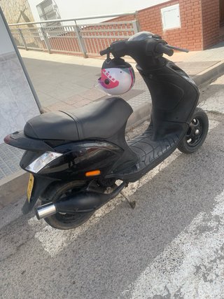 Piaggio Zip SP