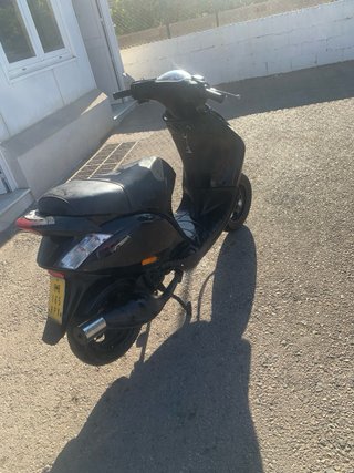Piaggio Zip SP