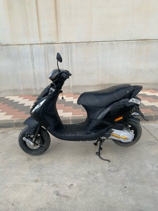Piaggio Zip SP