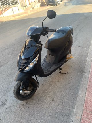 Piaggio Zip SP