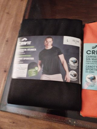 Lote 4 Camisetas Crivit Talla L y XL