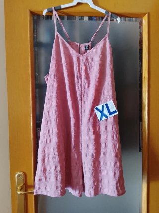 Lote x 5€. Shorts vaqueros desgastados  y mono.