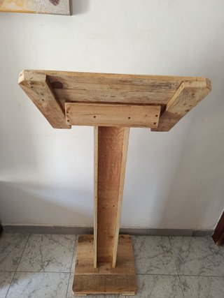 Atril madera hostelería