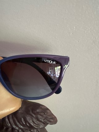 Gafas de sol Vogue azules y moradas